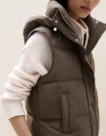 Short Lightweight Gilet - Image 2